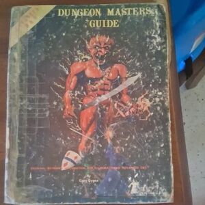 Dungeon Masters Guide Book